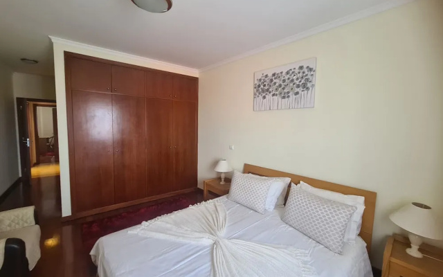 Oliveira's Atlantic View - 2 bed apt Sleeps 6