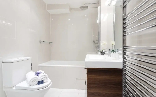 Chic Coleherne Road Garden House