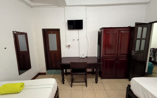 Airport Residencies