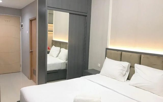 Minimalist And Cozy Studio Bale Hinggil Apartment