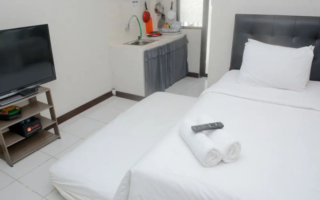 Alluring Studio at Lagoon Apartment near Bekasi Town Square
