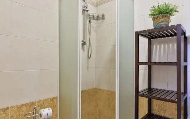 Torino Crocetta Modern Flat