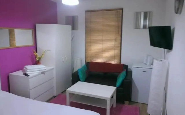 Manor Apartments