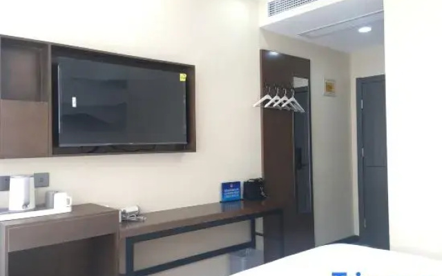 Yihe Express Hotel (Beijing Tsinghua Changyi Hospital Branch)