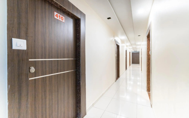 SPOT ON 48857 Hotel Neelkamal 2