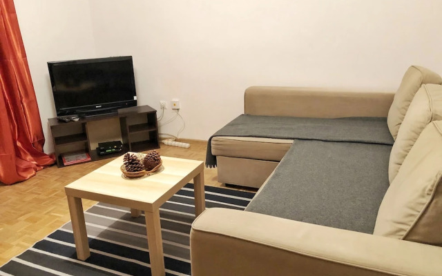 Fox Center Apartments
