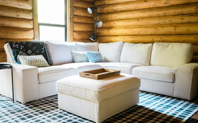 87sl - Starlink - Sauna - Sleeps 8