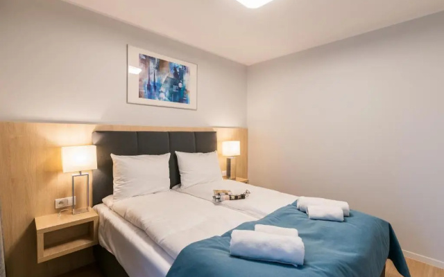 Q17 Apartments