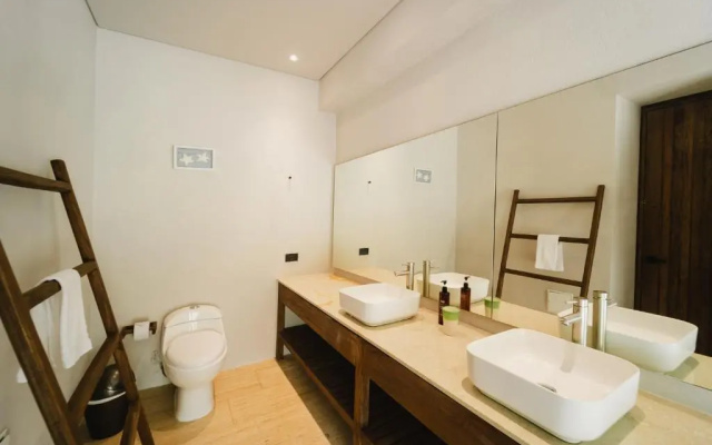 Naio Hotel y Villas