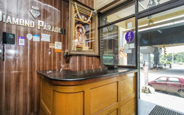 OYO 18626 Diamond Paradise