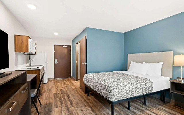 Woodspring Suites Denver Commerce City