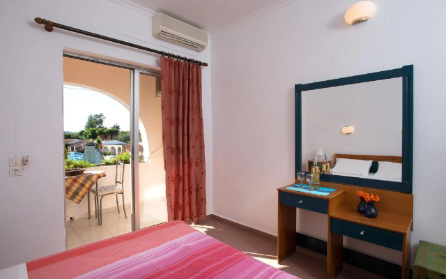 Tsonas Apartments