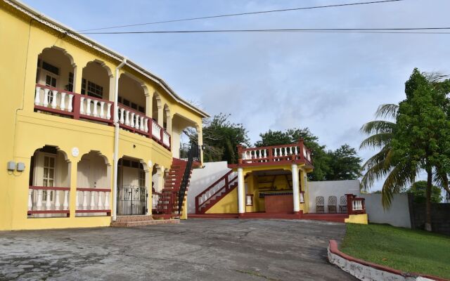 Amarilla Apts in Bequia, St. Vincent and the Grenadines from 84$, photos, reviews - zenhotels.com hotel front