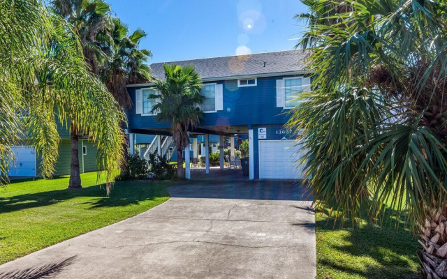Island Breeze by Ryson Vacation Rentals