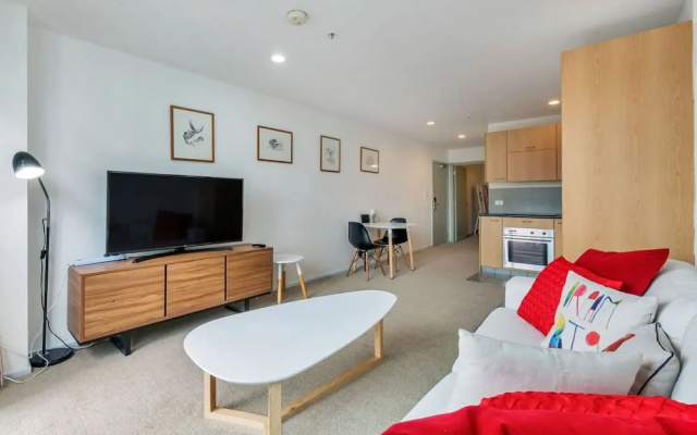 JHT - 1 BRM Apartment, Carpark, Next to University