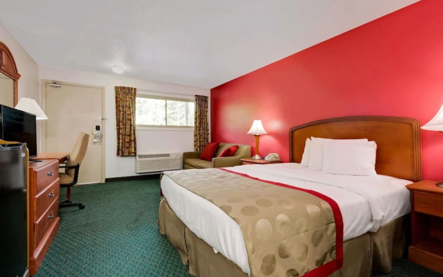 Ramada by Wyndham Cleveland Airport West