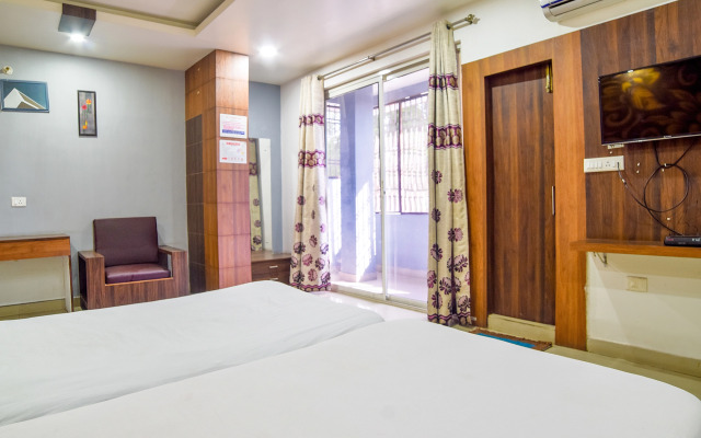 FabHotel IR Luxaria