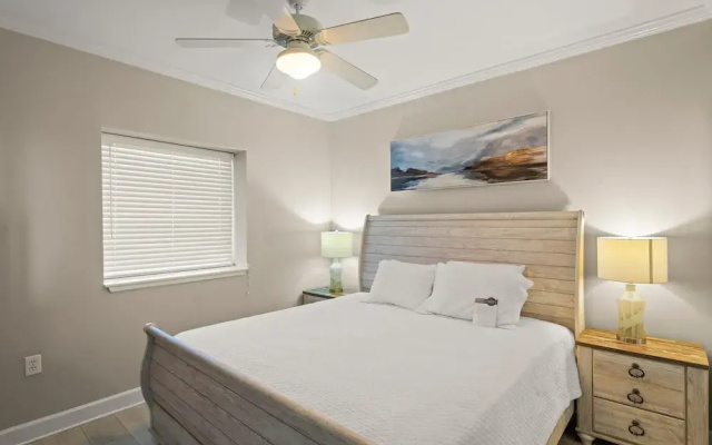 Sanibel 305
