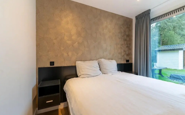 Holiday Home in South Holland With Shared Pool