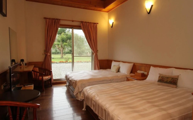 Seasons Inn B&B