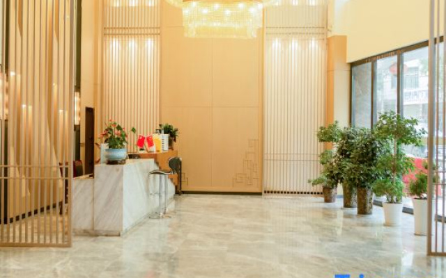 Yicheng Hotel