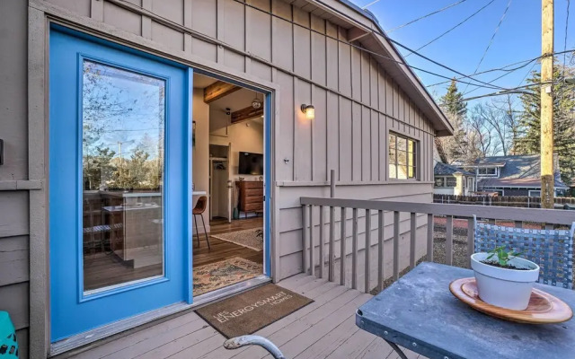 Cozy Flagstaff Studio w/ Patio - Near Dtwn!