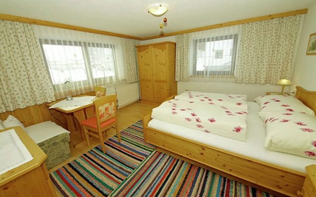 Lovely Apartment on Working Farm in Strass im Zillertal
