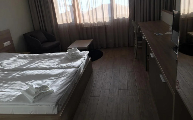 La Casa Hotel