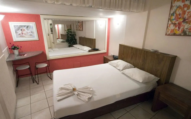 Fantasy Motel