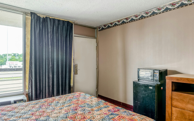 OYO Hotel Jackson North I-55