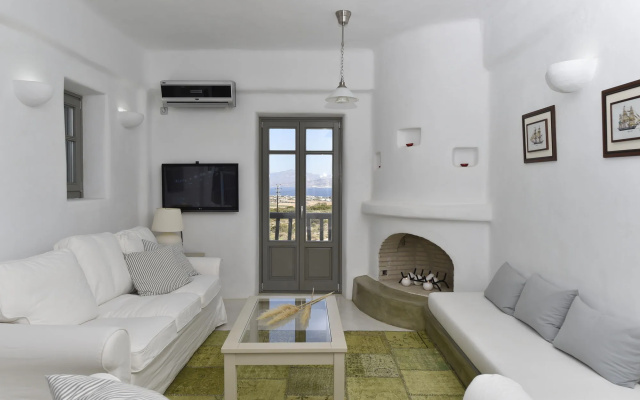 Naoussa Hills Boutique Resort - Adults Only