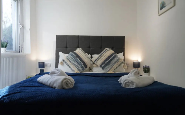 Camden Reach 3 Bedroom Apartment