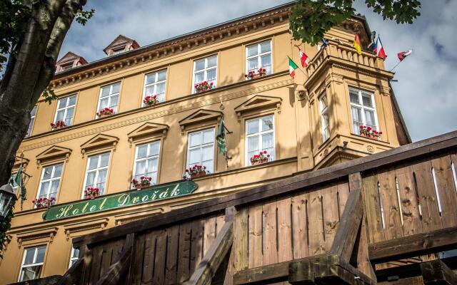 Hotel Dvorak Cesky Krumlov Чешский Крумлов вид на фасад