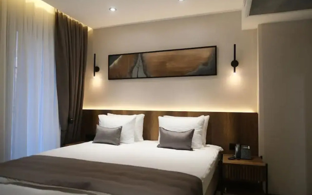 1921Justa otel