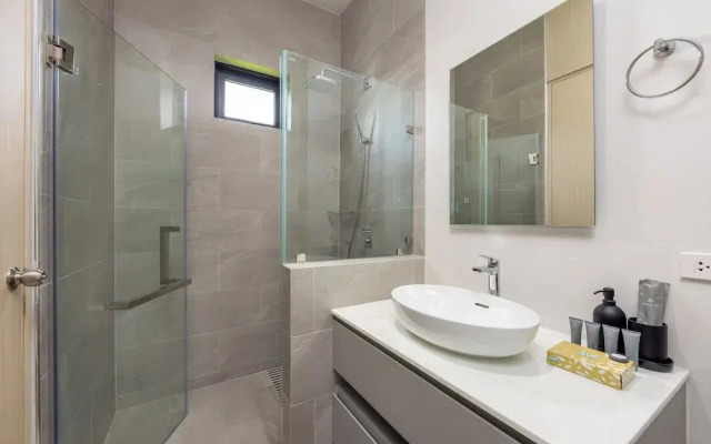 Villa Noa  Modern 2BR with Private Pool