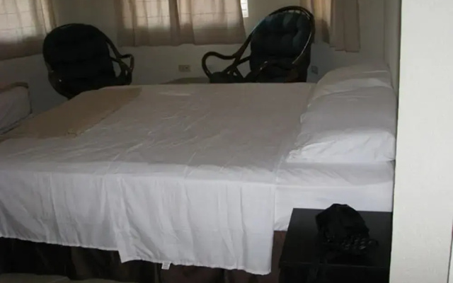 Maya's Bajan Villas - Unit A