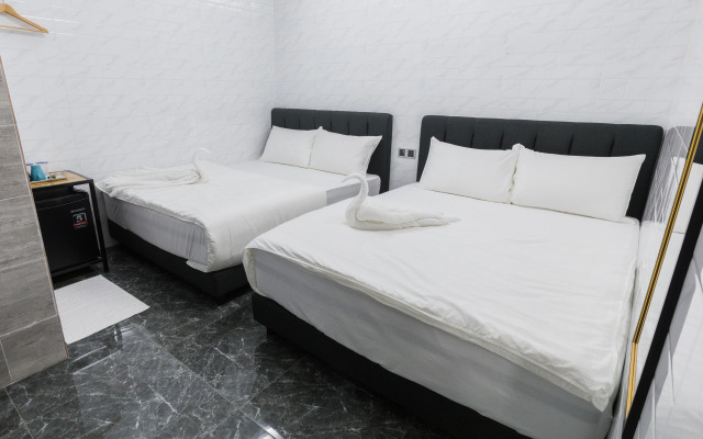 Lee Luxury Home USM Penang