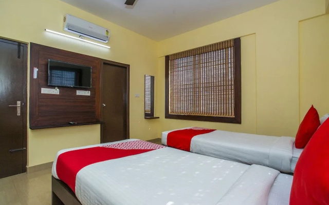 OYO 23627 Grand Residency