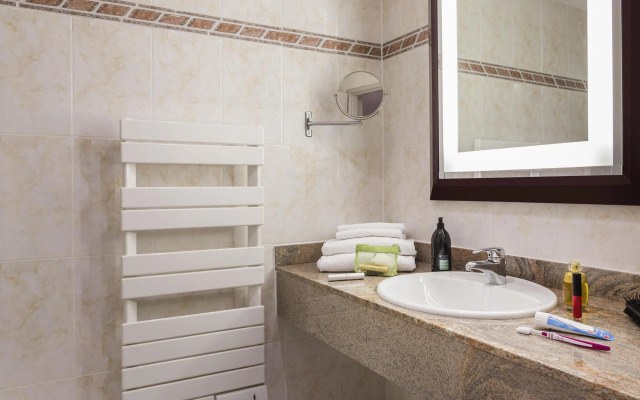 Adagio Original Thoiry Geneve