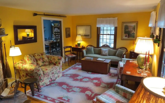 220 Bay View Road - Three Bedroom House