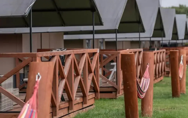 Comfortable Glamping Tent With Wifi in Limburg