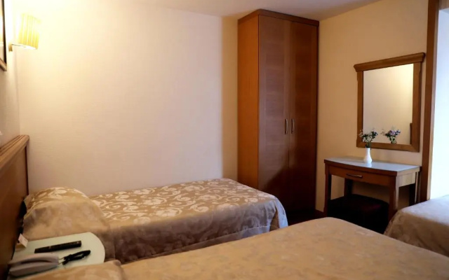 Yavuz Otel