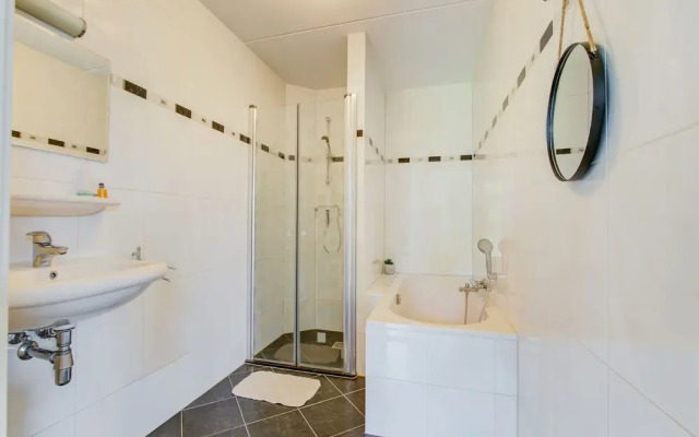 Lovely Holiday Home in Zeewolde With a Swimming Pool
