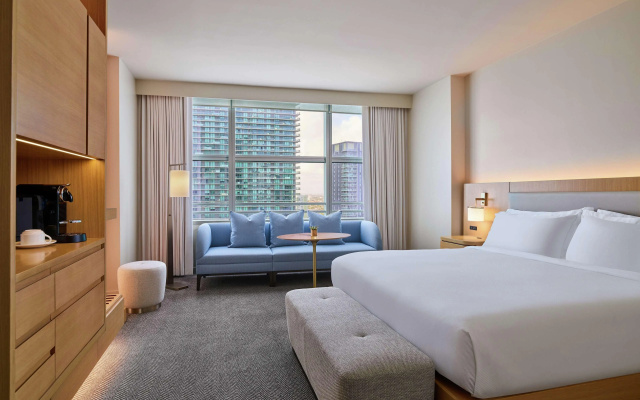 Отель Brickell Arch, a Luxury Collection Hotel, Miami