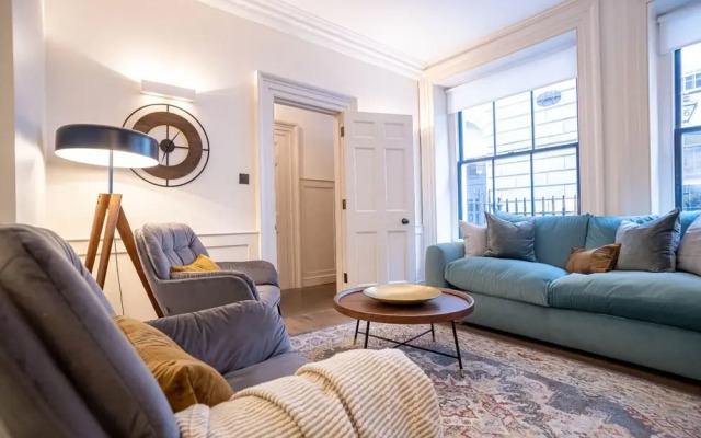Huge 4BR Home near Liverpool St Station