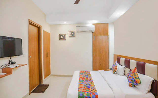 FabExpress Royal Stay