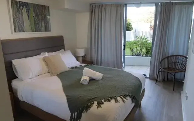 Ground Floor Luxury Oceanfront Apartment