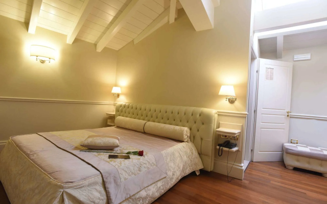 SANTA CHIARA Suite Hotel & Spa - Lecce