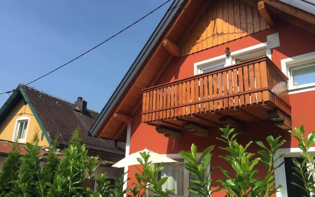 Отель Book-A-Room City Apartment Salzburg Австрия, Зальцбург - отзывы, цены и фото номеров - забронировать отель Book-A-Room City Apartment Salzburg онлайн вид на фасад