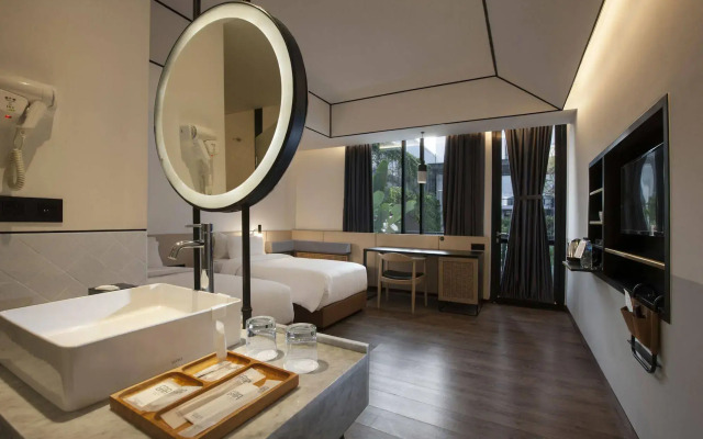 Gaia Cosmo Hotel